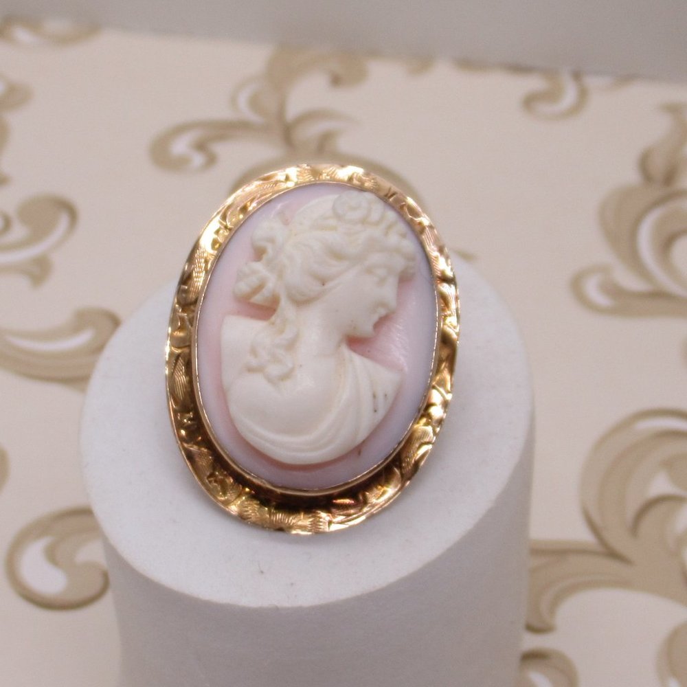 Antique 10k Carved Coral Cameo Brooch